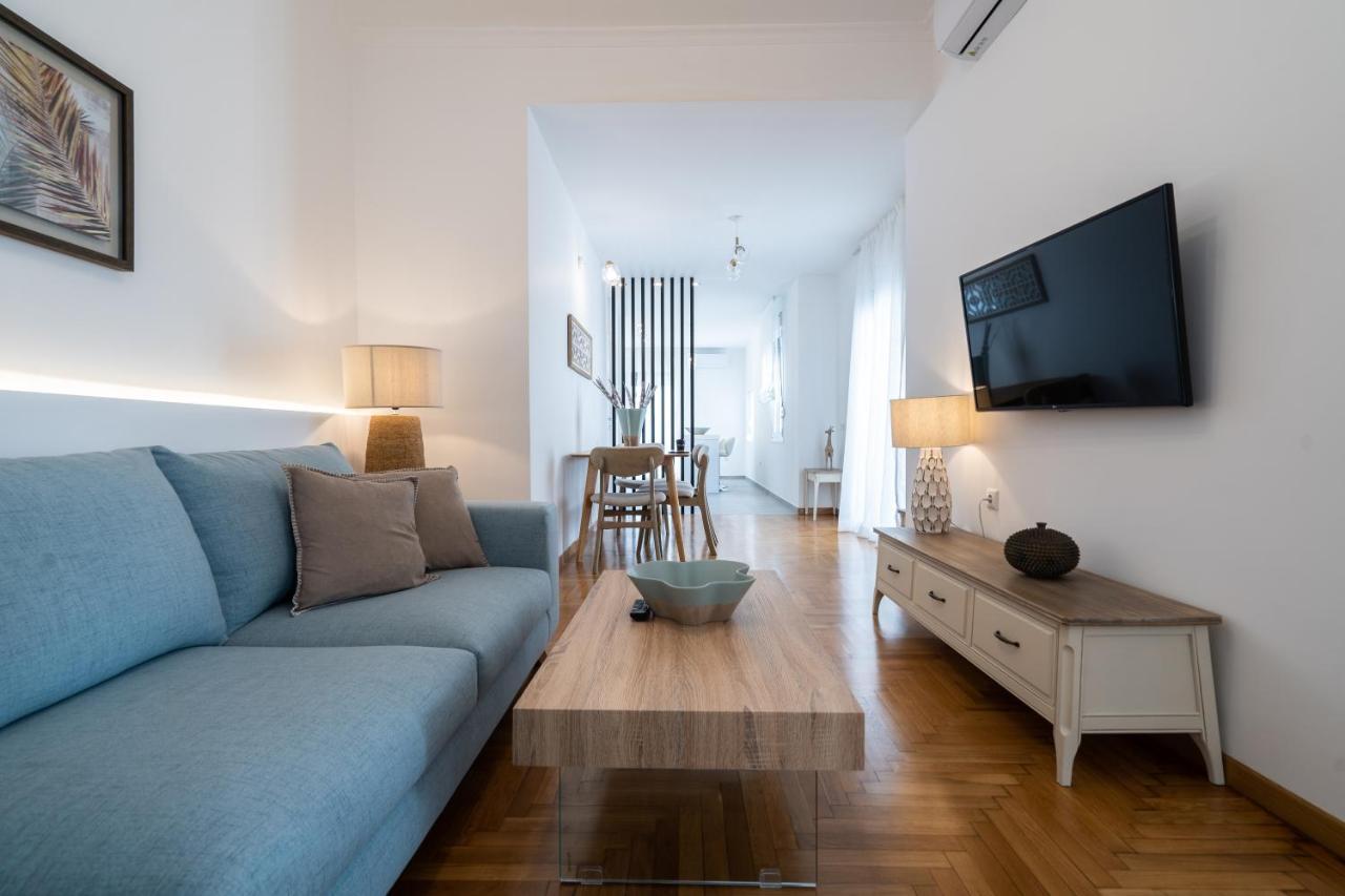 דירות Athens Experience In Exarchia, Big Terrace מראה חיצוני תמונה