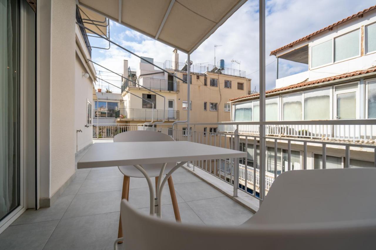דירות Athens Experience In Exarchia, Big Terrace מראה חיצוני תמונה