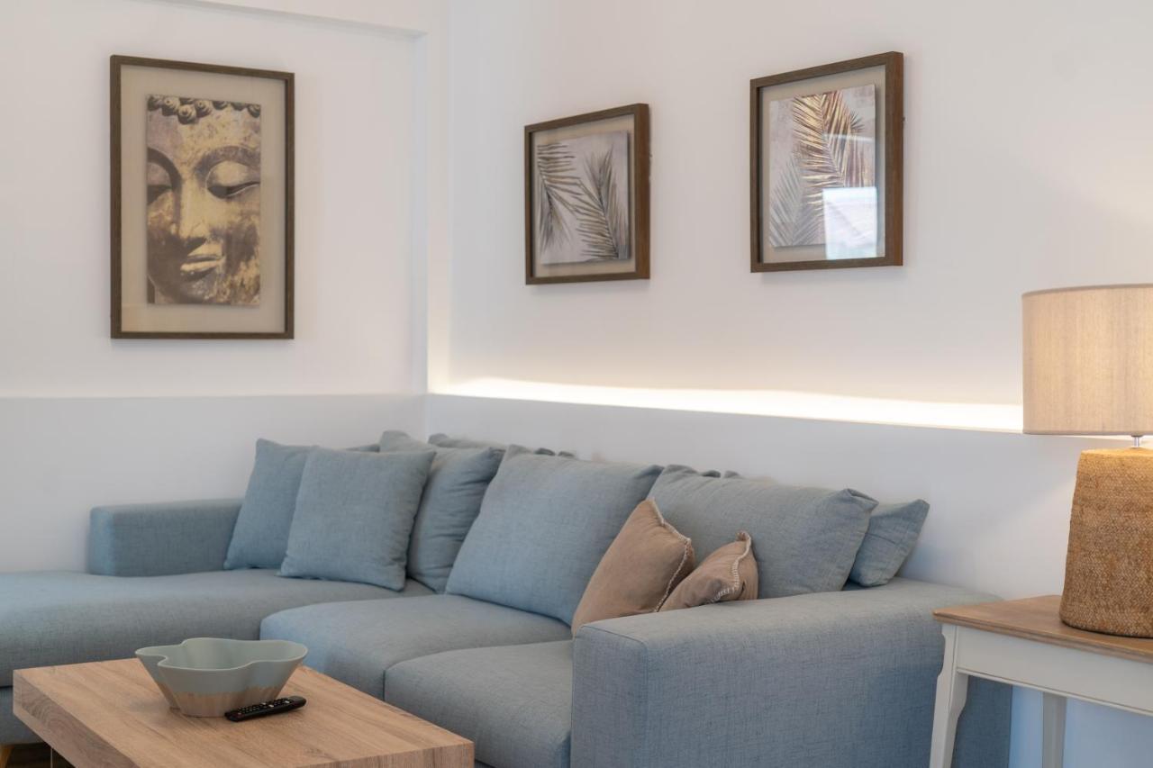דירות Athens Experience In Exarchia, Big Terrace מראה חיצוני תמונה